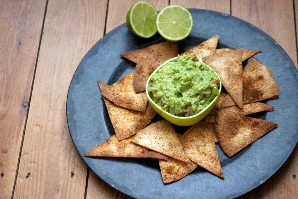 kokerellen nacho's met guacamole