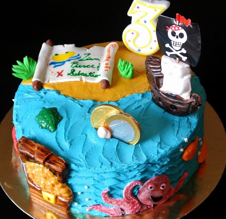 ashely pirate cake